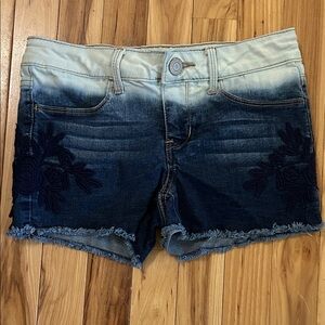 SO Light-to-Dark Blue Ombre Denim Shorts with Navy Floral Embroidery